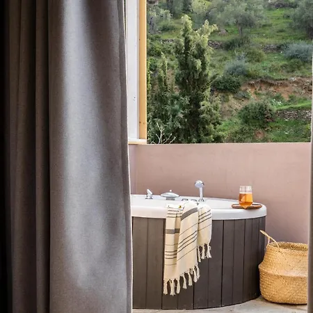 Skiathos Avaton & Villas, Philian And Мегали-Аммос