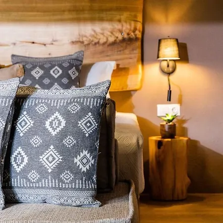 Skiathos Avaton & Villas, Philian And Ξενοδοχείο Μεγάλη Άμμος